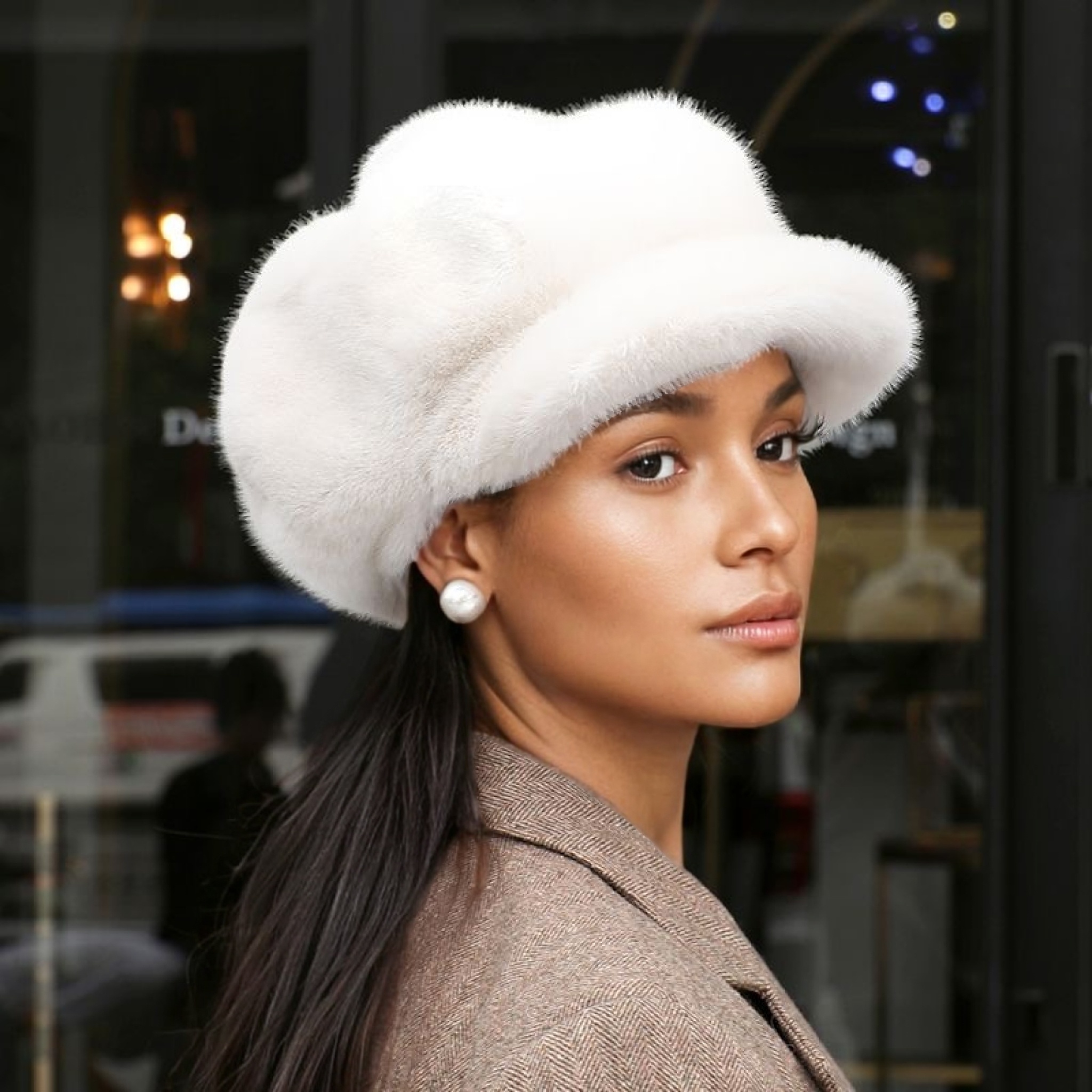 Women’s Plush Beret & Cloud Hat - Image 2